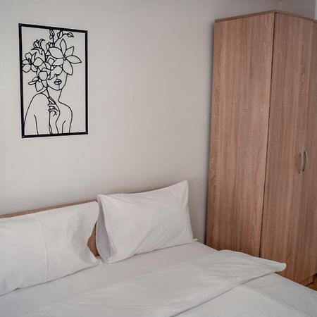 Darki Apartments 4 - Very Central 100 Square Meters,Two Bedrooms,Free Parking 奥赫里德 外观 照片